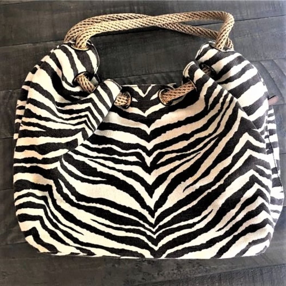Michael Kors Marina Large Canvas Drawstring Tote-Bag Good Condition